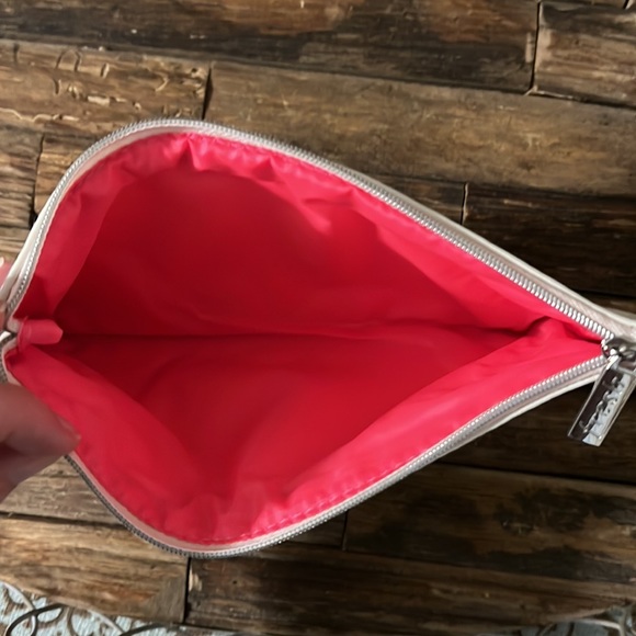 Fresh Makeup Bag - Picture 2 of 5